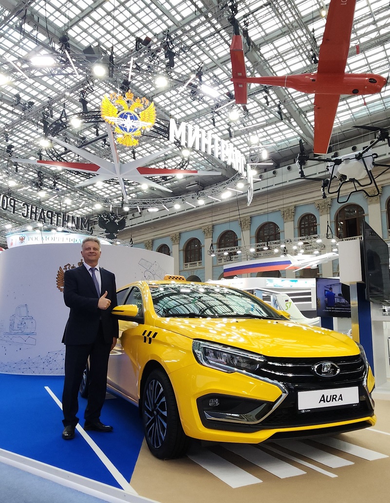 АВТОВАЗ представил LADA Aura в модификации для такси. 