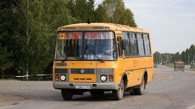 Запрет на перевозку детей автобусами старше 10 лет опять перенесли 