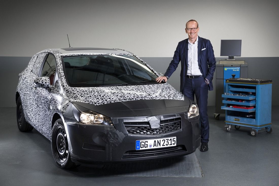 Opel показал фото и видео Astra следующего поколения