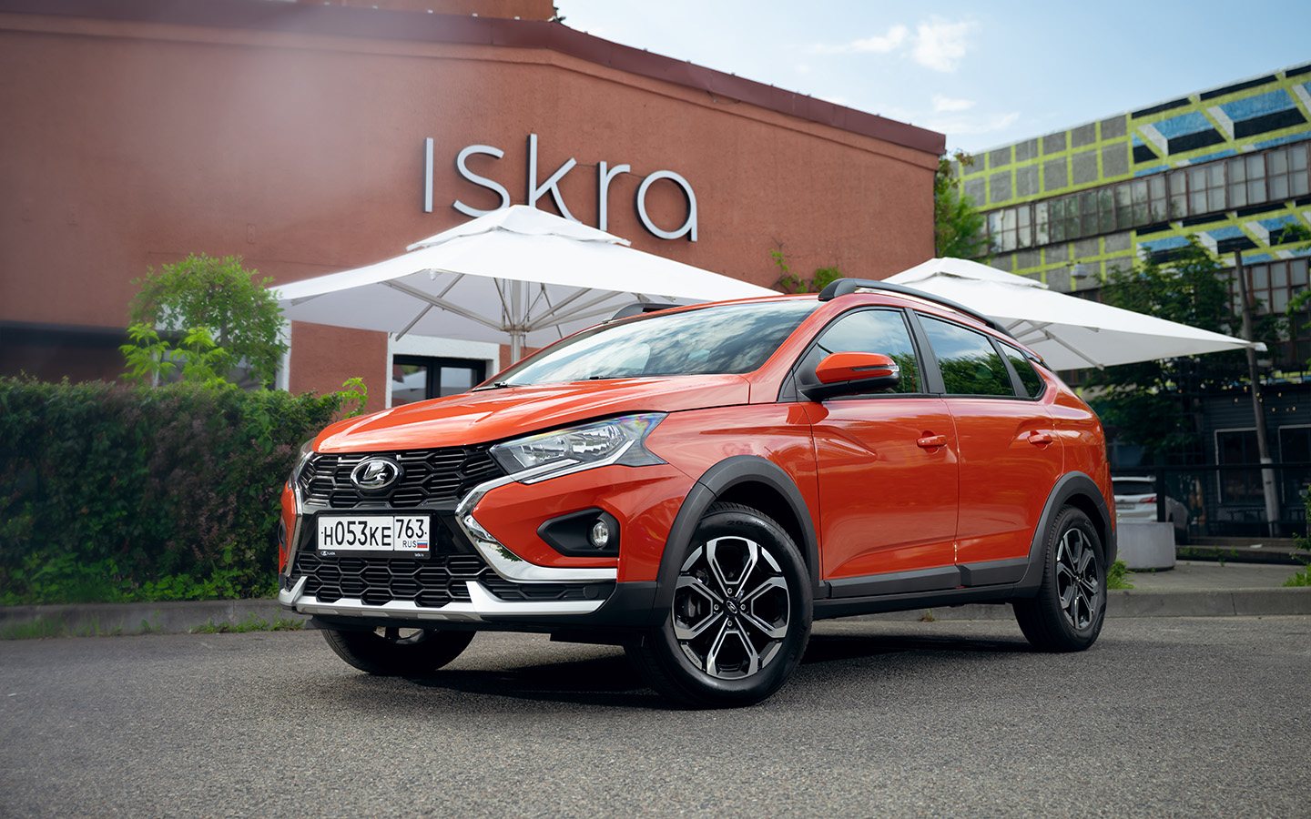 Как мы пытались купить новую Lada Iskrа