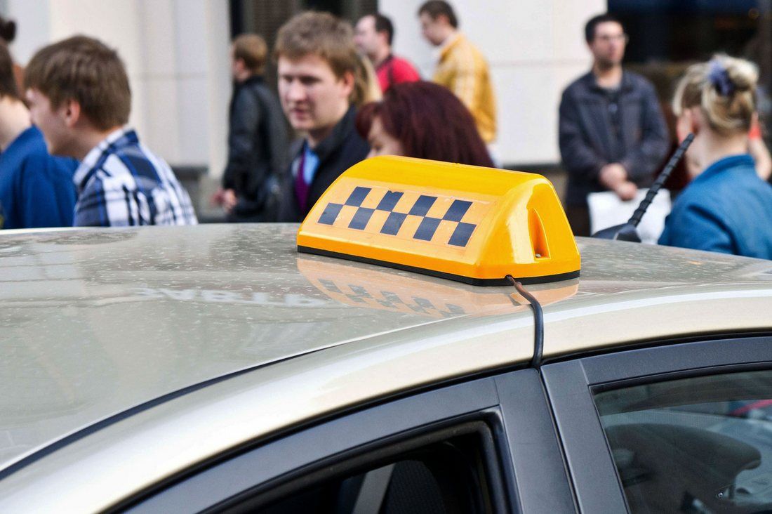 В кризис россиянам предложат подрабатывать таксистами