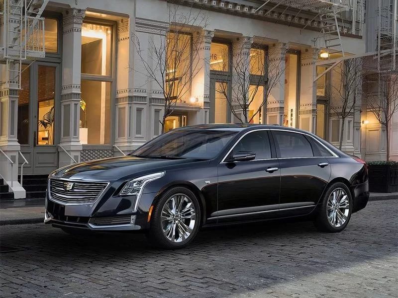 Cadillac до конца года привезет в Россию флагманский седан 