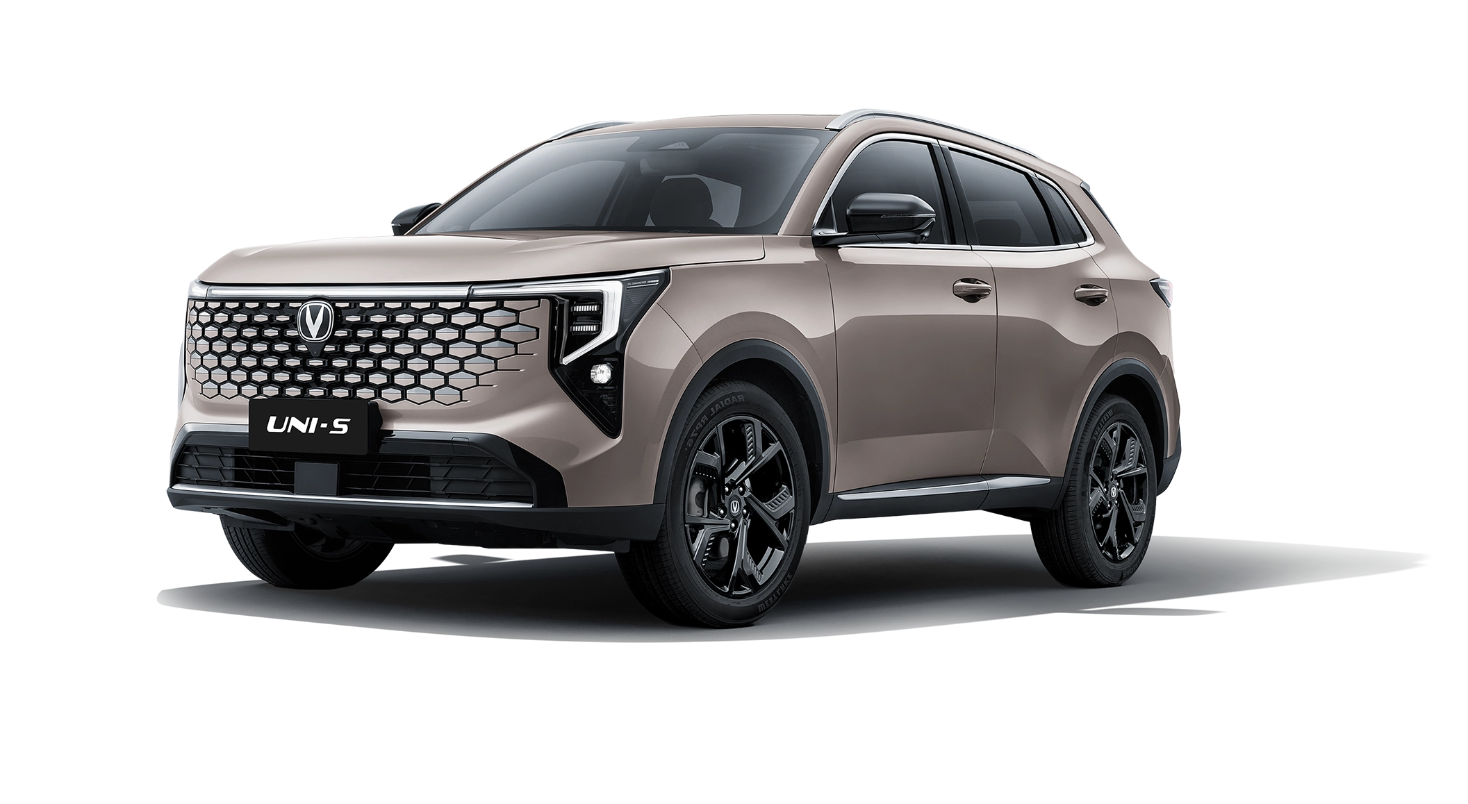 Для России представлен компактный кроссовер CHANGAN UNI-S 