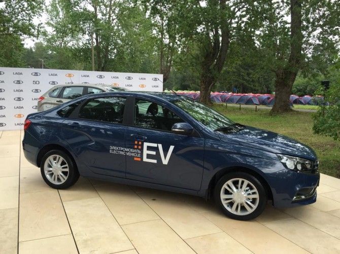 АВТОВАЗ представил электромобиль на базе LADA Vesta (UPDATE)