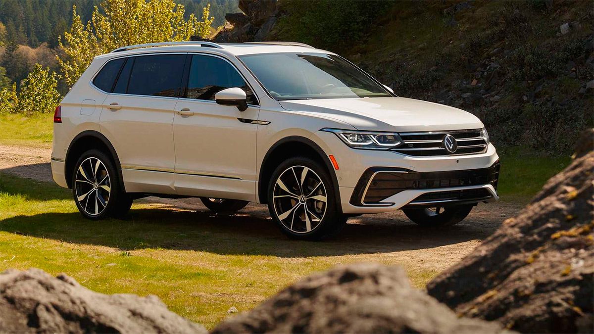 Volkswagen рассекретил обновленный семиместный кроссовер Tiguan Allspace