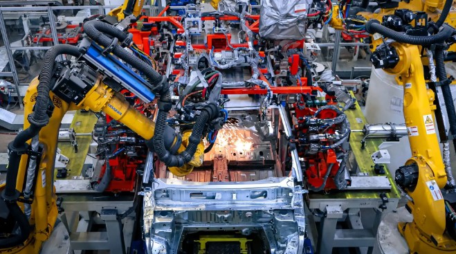 Сварен первый кузов автомобиля нового российского бренда JELAND