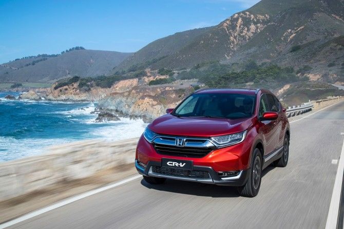 Honda CR-V с 2-литровым мотором появится в продаже в конце сентября
