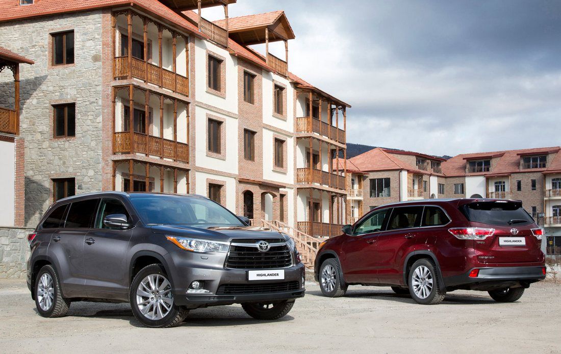 У владельцев кроссовера Toyota могут возникнуть проблемы