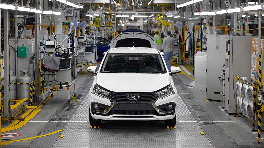 Первые Lada Iskra петербургской сборки поехали к дилерам