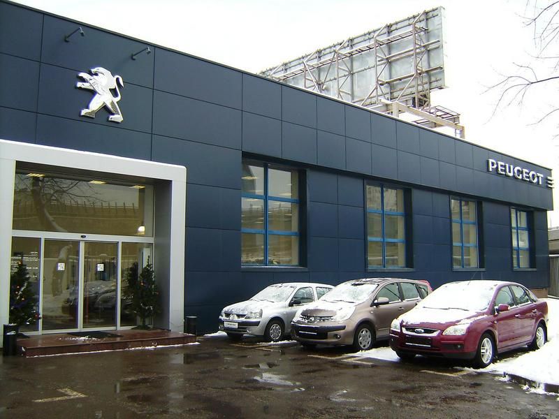 Российским дилерам Peugeot и Citroen разрешили продавать авто других марок