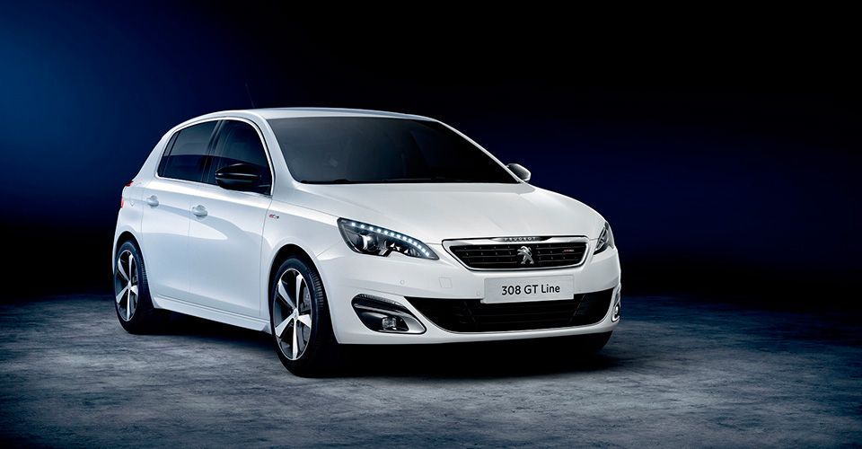 Компания Peugeot объявила рублевые цены на новый хэтч