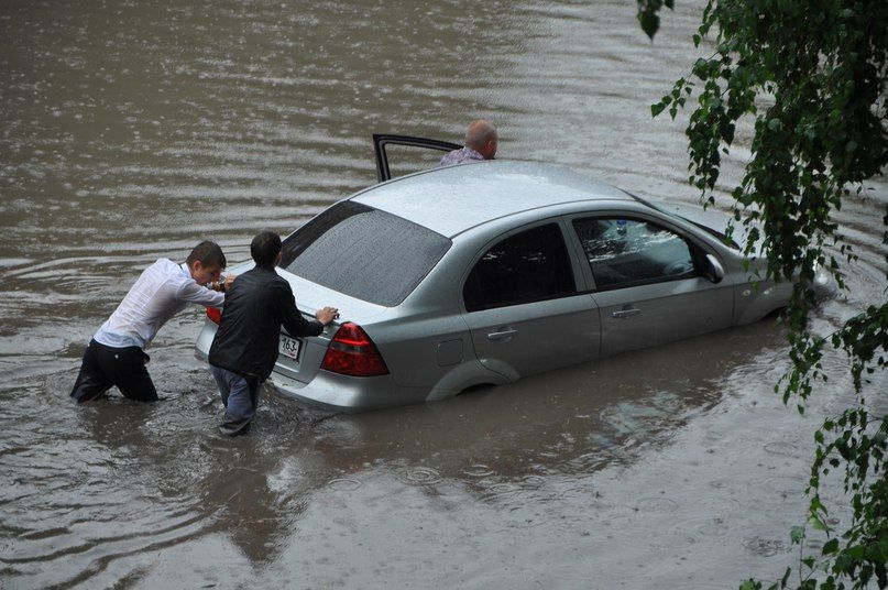 Тольяттинские гаишники перечислили список затопленных дорог