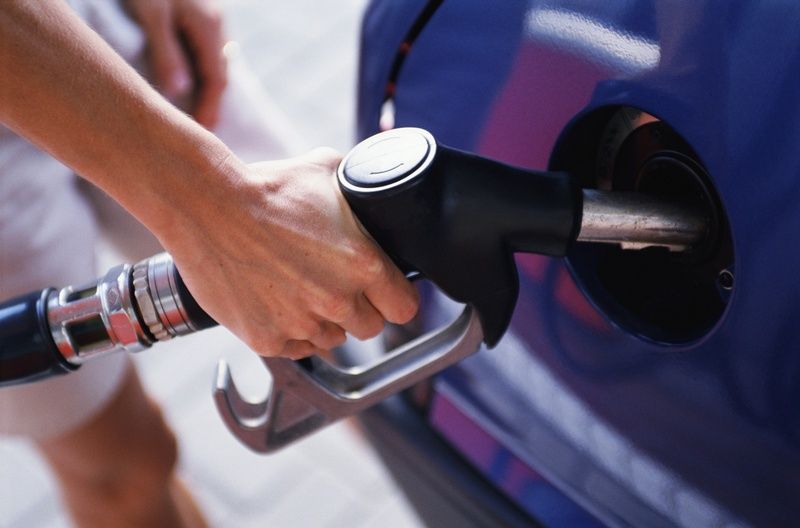 Путин возмутился ростом цен на бензин. ФАС отреагировала тут же