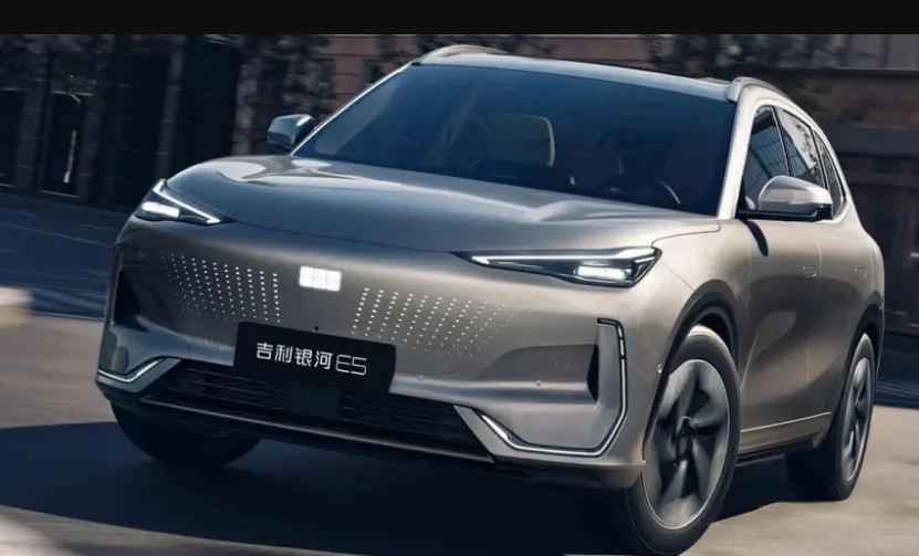 Geely представляет  инновационный электрокроссовер Geely EX5