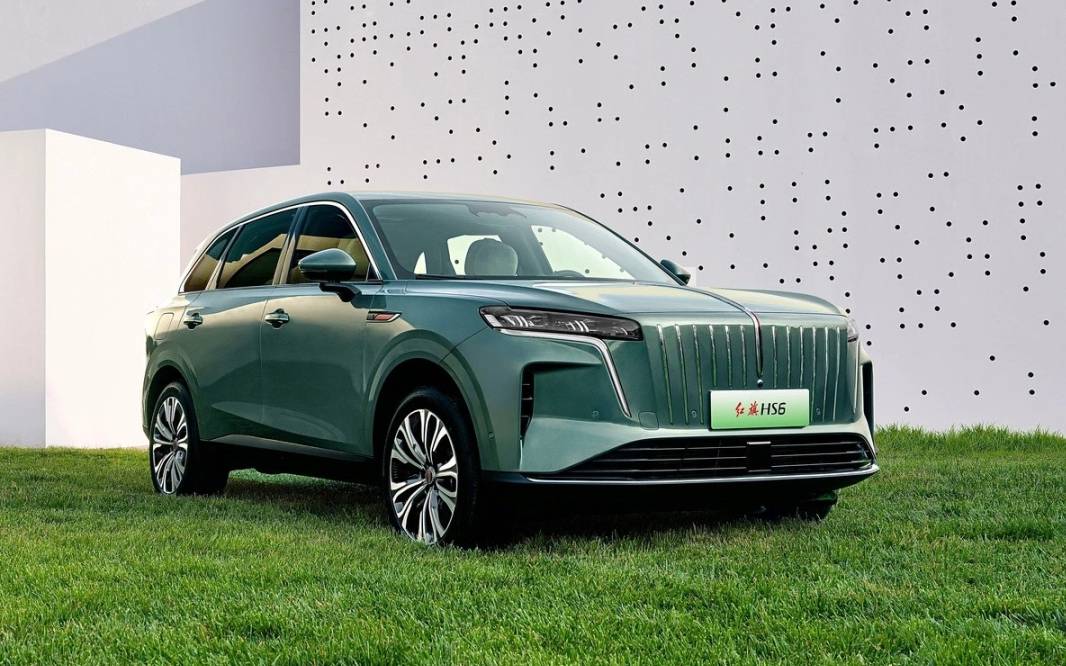 Кроссовер Hongqi HS6 поступит в продажу в России летом 2027 года