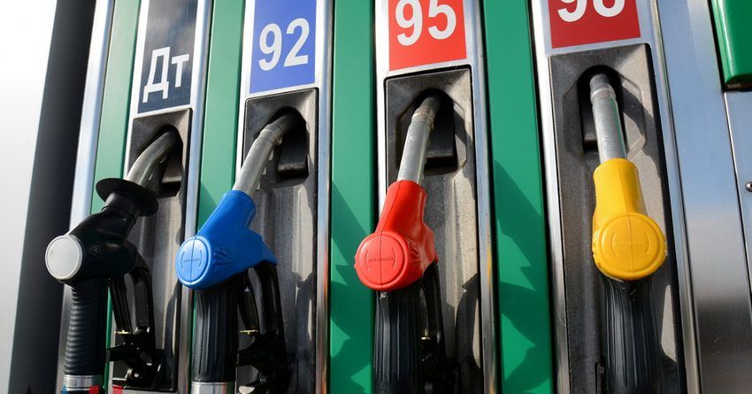 С 1 января в России вырастут акцизы на автомобильное топливо