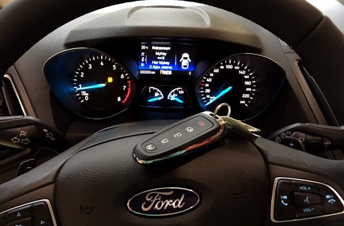 Ford Kuga и Mondeo оснастили системой дистанционного запуска двигателя