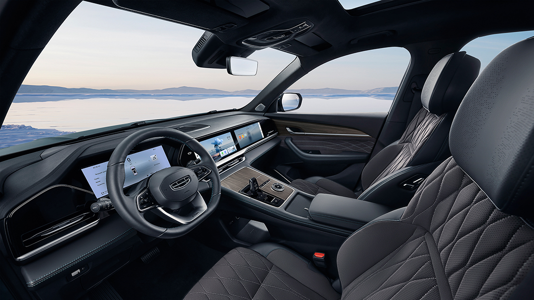 Старт продаж кроссовера Geely Monjaro в новой максимальной комплектации  