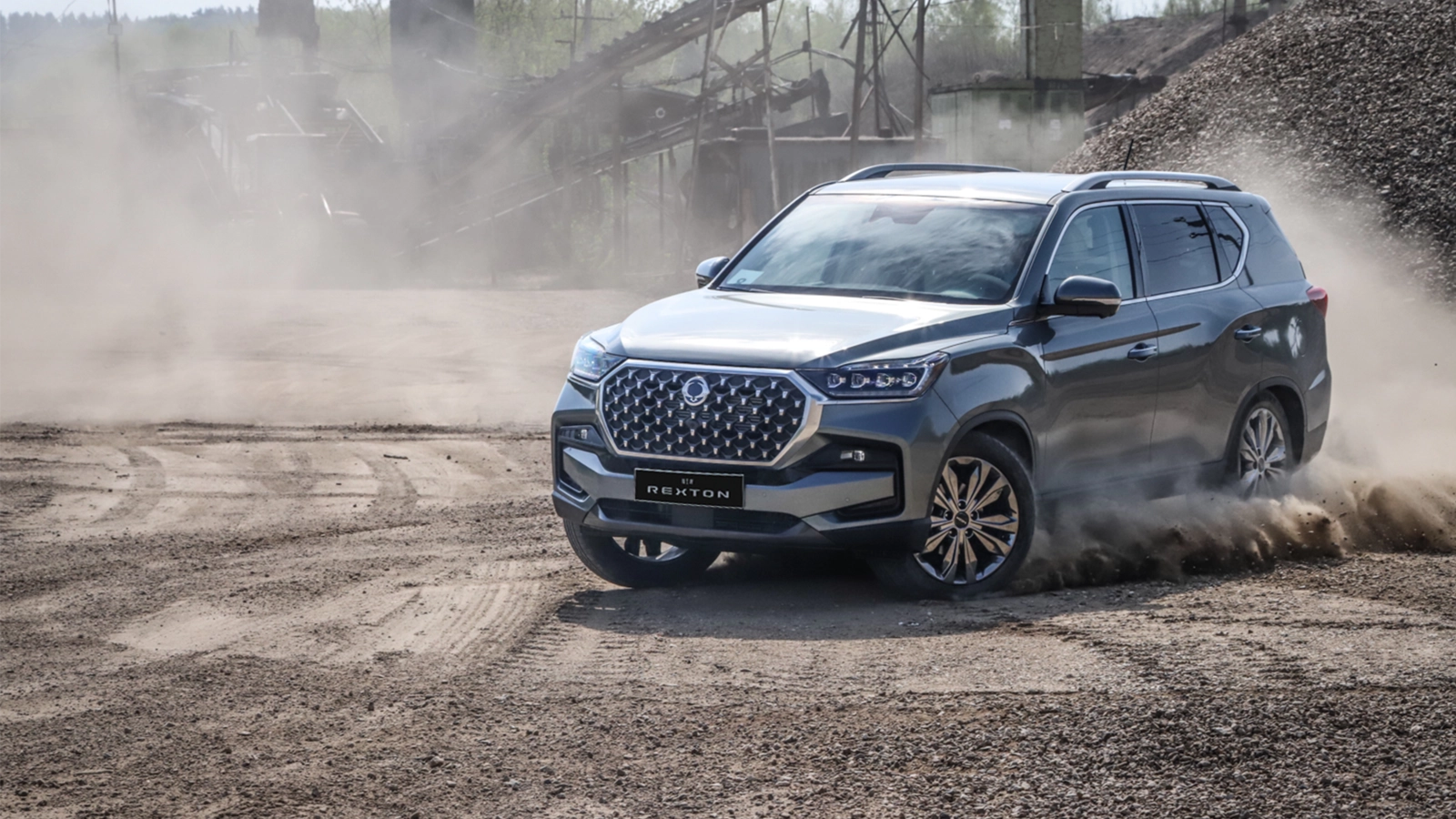 Старт продаж обновленного KGM Rexton