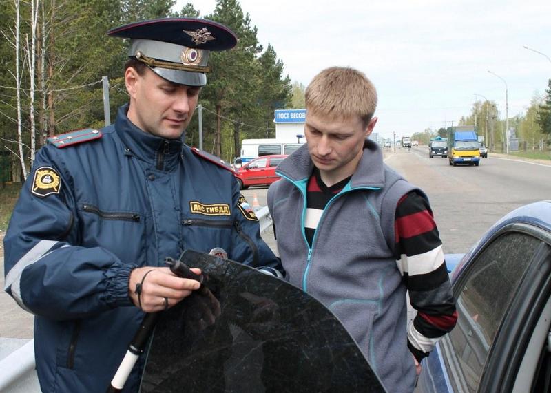 В России хотят увеличить штрафы за тонировку