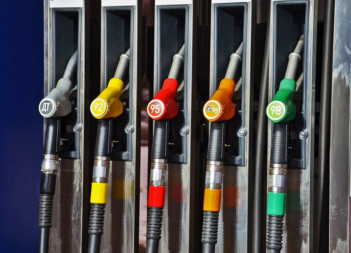 Почему в стране опять растет цена на бензин?