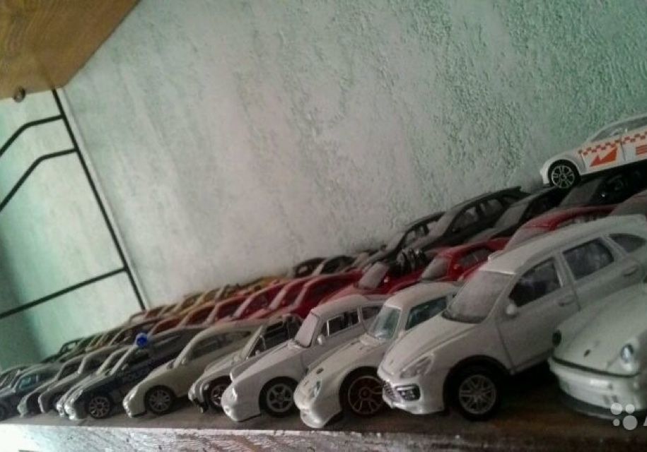 Коллекцию игрушечных Porsche оценили в 10 миллионов рублей