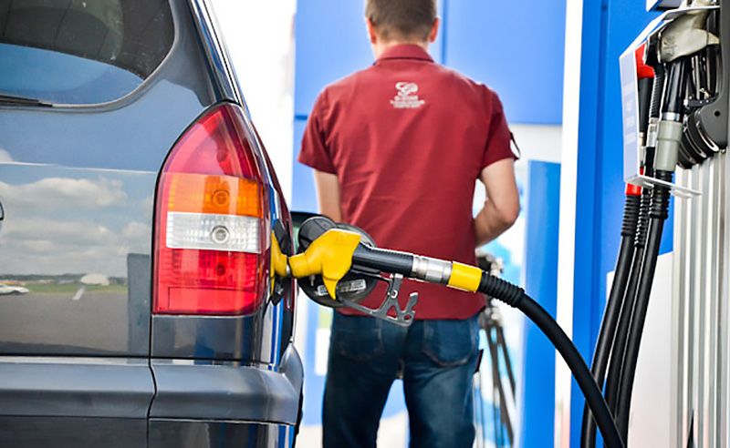 Цены на бензин будут регулировать в ручном режиме