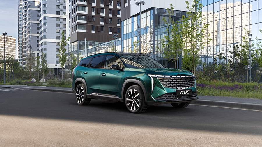 Объявлен отзыв 38,9 тыс. кроссоверов Geely Atlas в России