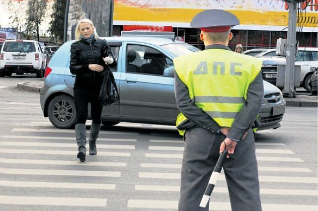 Штраф за непропуск пешехода повысят еще на 1000 