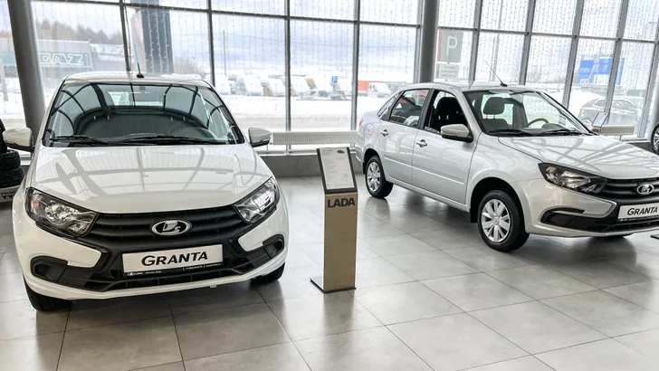 АВТОВАЗ перечислил способы сэкономить при покупке LADA сотни тысяч рублей