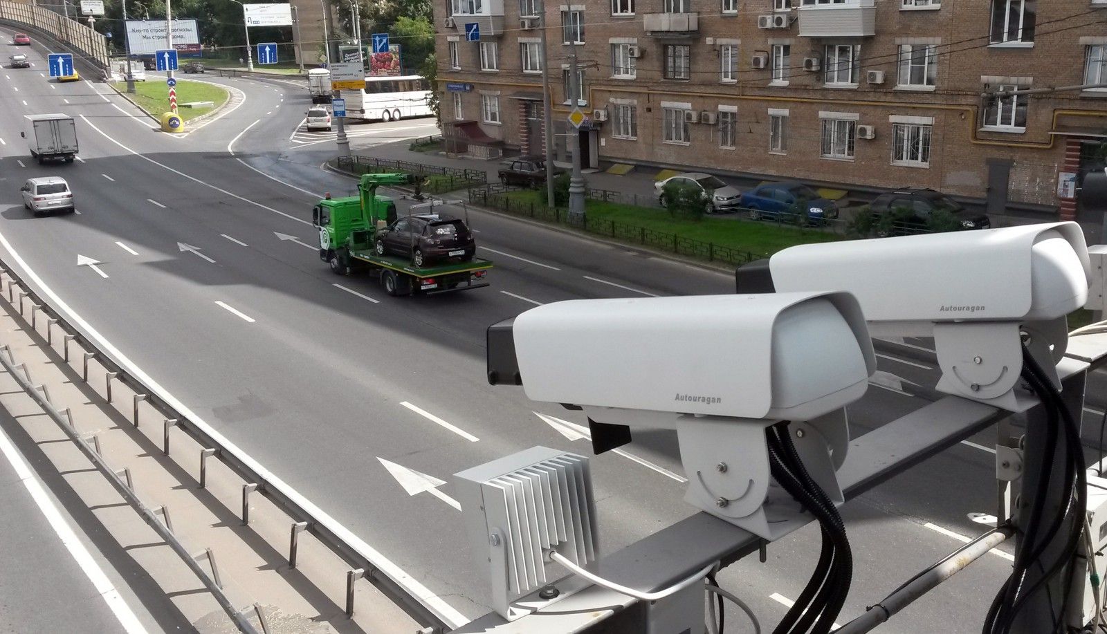 В Москве начали тестировать камеры для борьбы с шумными авто и мотоциклами