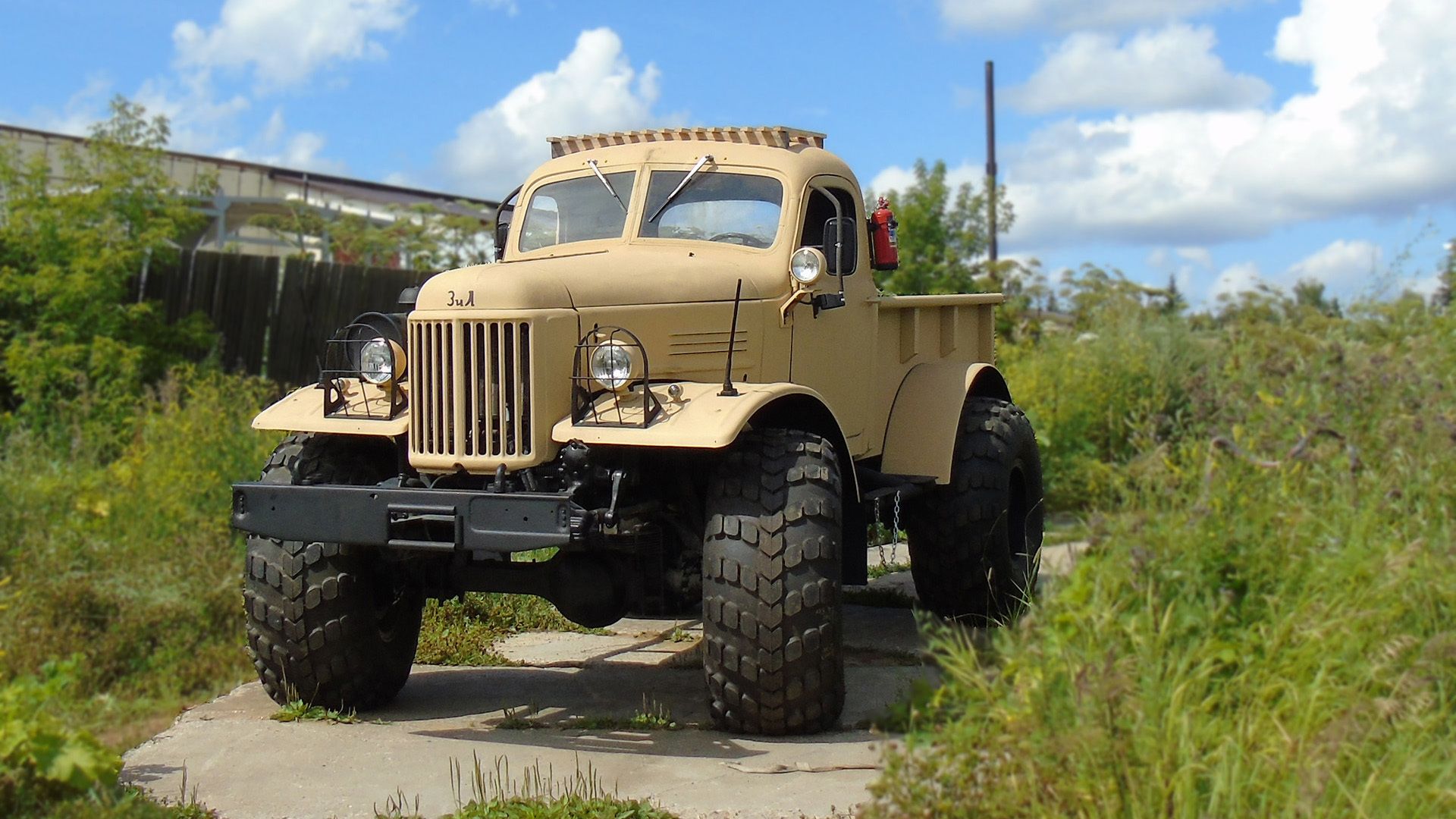 Грузовик «Грибник» и пикап «Лесоруб» — оригинальные экспонаты OFF-ROAD SHOW 2017 