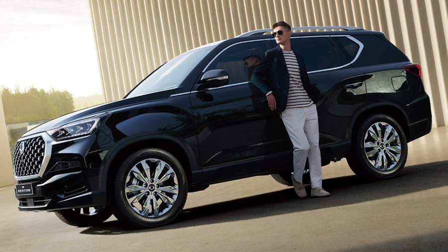 KGM Rexton copy.jpg