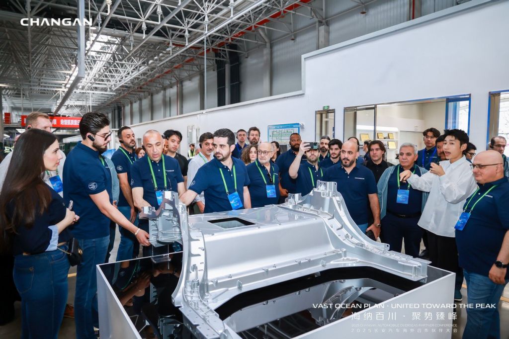 changanauto-27-04-25-2.jpg