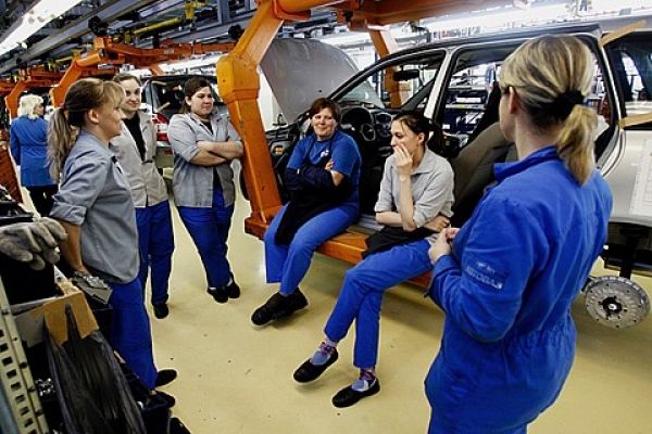АВТОВАЗ получит 181,57 млн рублей на поддержку занятости