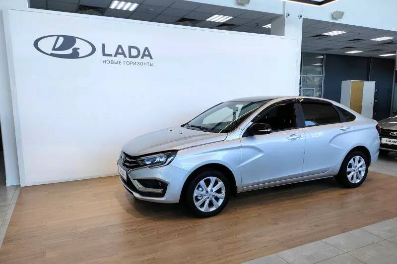 Новая Lada Vesta  за 1 680 000 рублей! Кто крайний? 