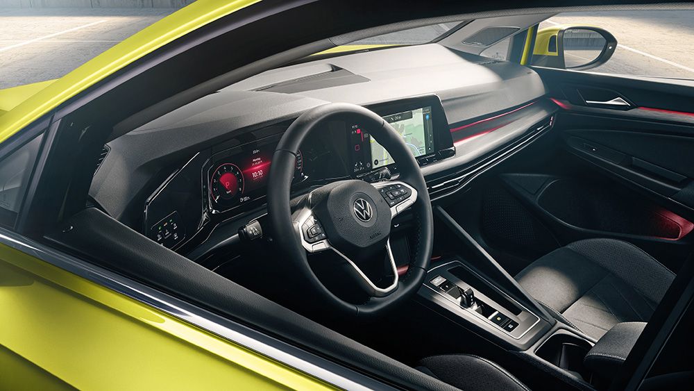 Volkswagen_Golf_Interior.jpg